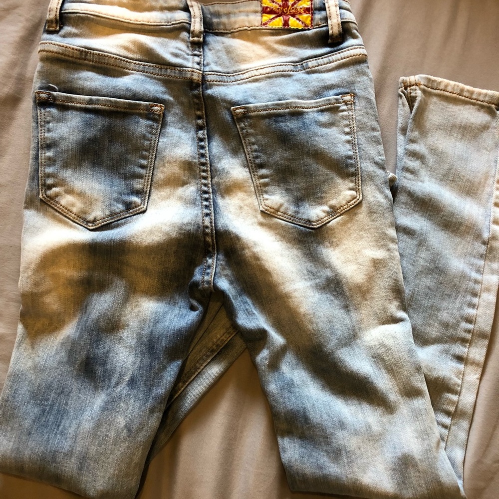 Machine jeans! - Picture 3 of 4
